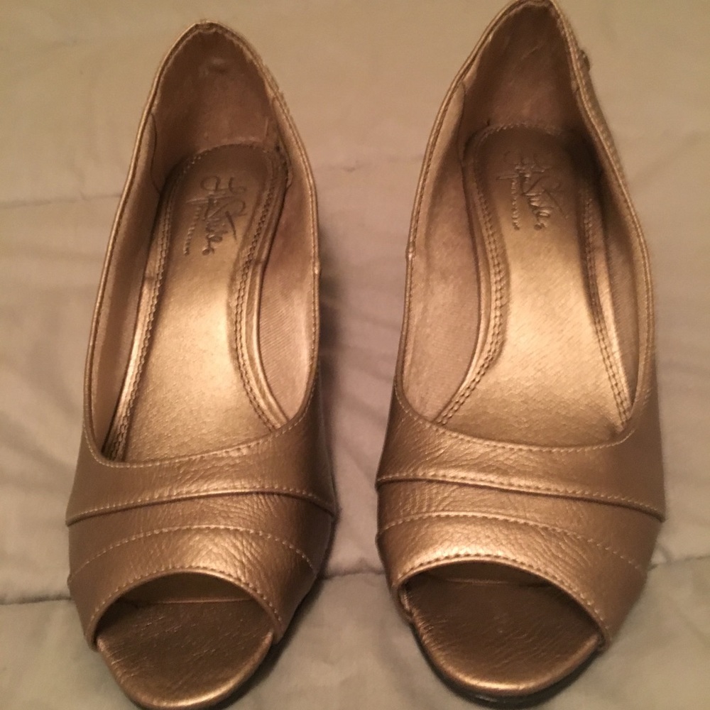 Women’s Shoes